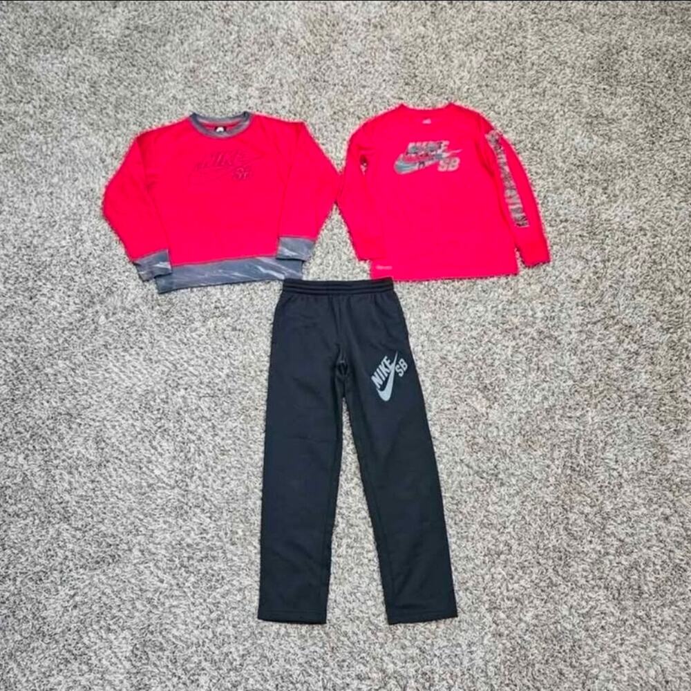 Nike SB Boys 3 Piece Outfit Set Sweatshirt Shirt Pants Size Medium 10/12